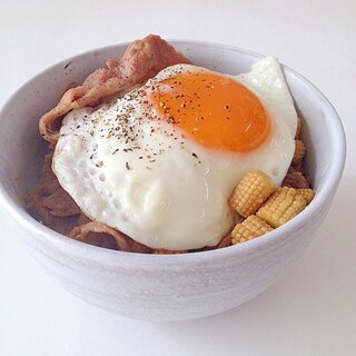 ヤングコーンと豚肉の照り焼き丼